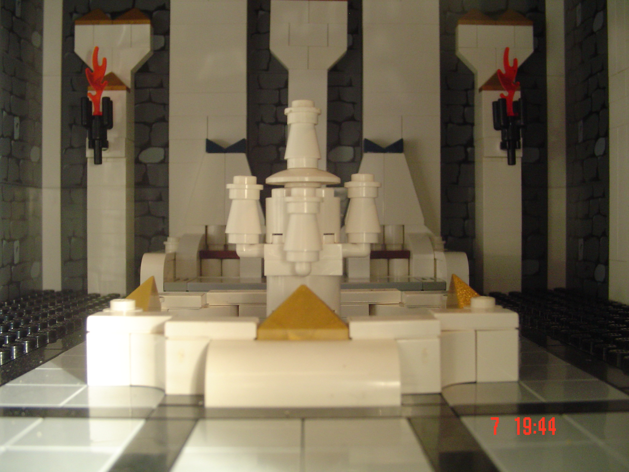 throne_room_fountain.jpg