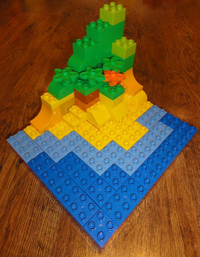 duplo_pirate_island_ver.1_-_without_ship2.jpg