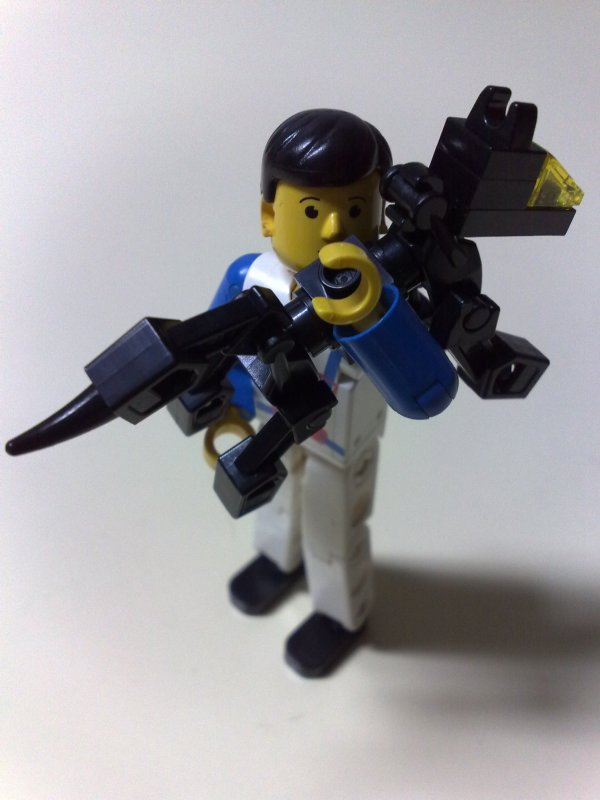 tarecotron_5.jpg