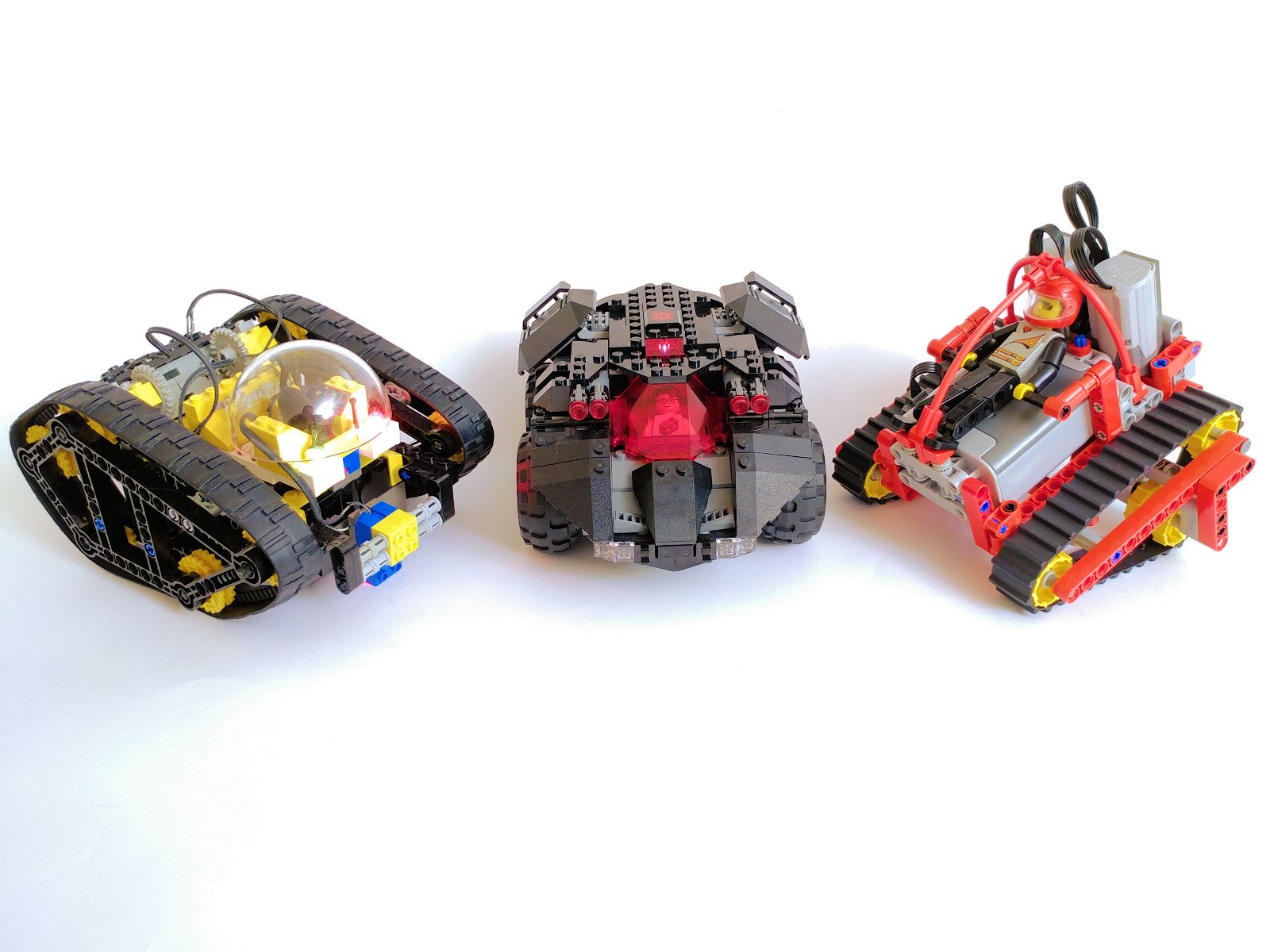 catbot-batmobile-techball7.jpg