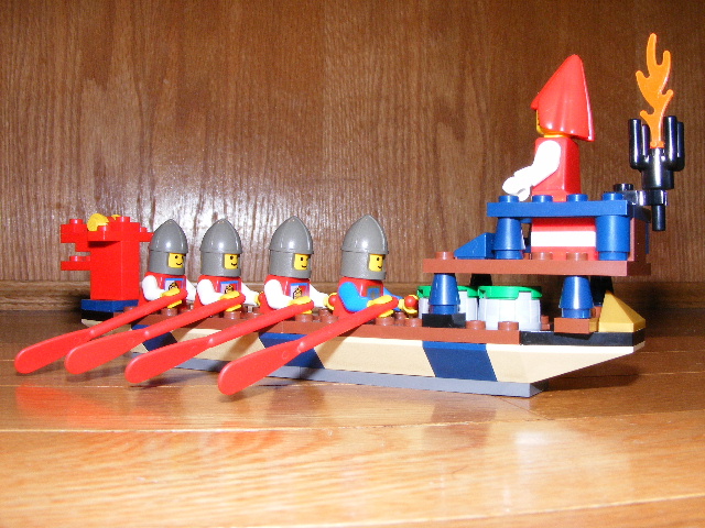 queensbarge4.jpg