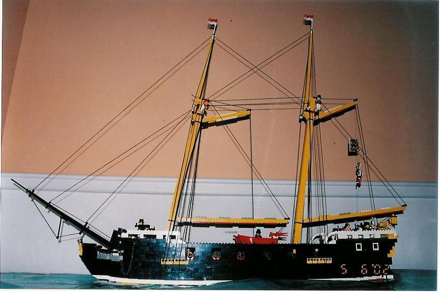 schooner1.jpg