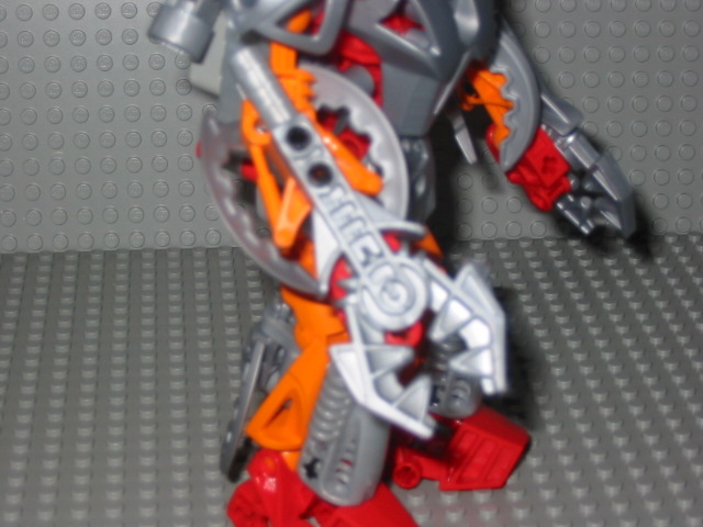 master4-claws.jpg