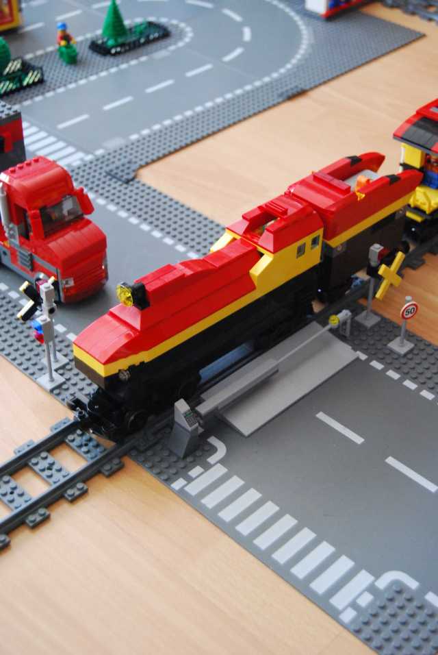 2012.06.18_lego_train_model_001.jpg