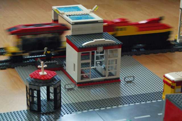 2012.06.18_lego_train_model_018.jpg