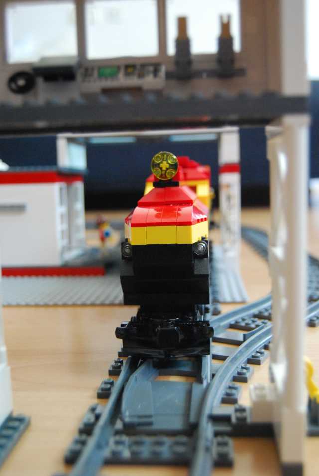 2012.06.18_lego_train_model_030.jpg