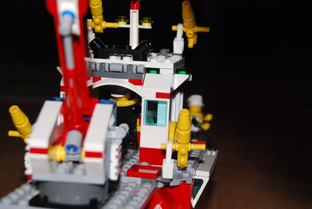 lego_fireboat_13.jpg