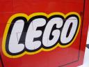 lego_bookend_closeup.jpg
