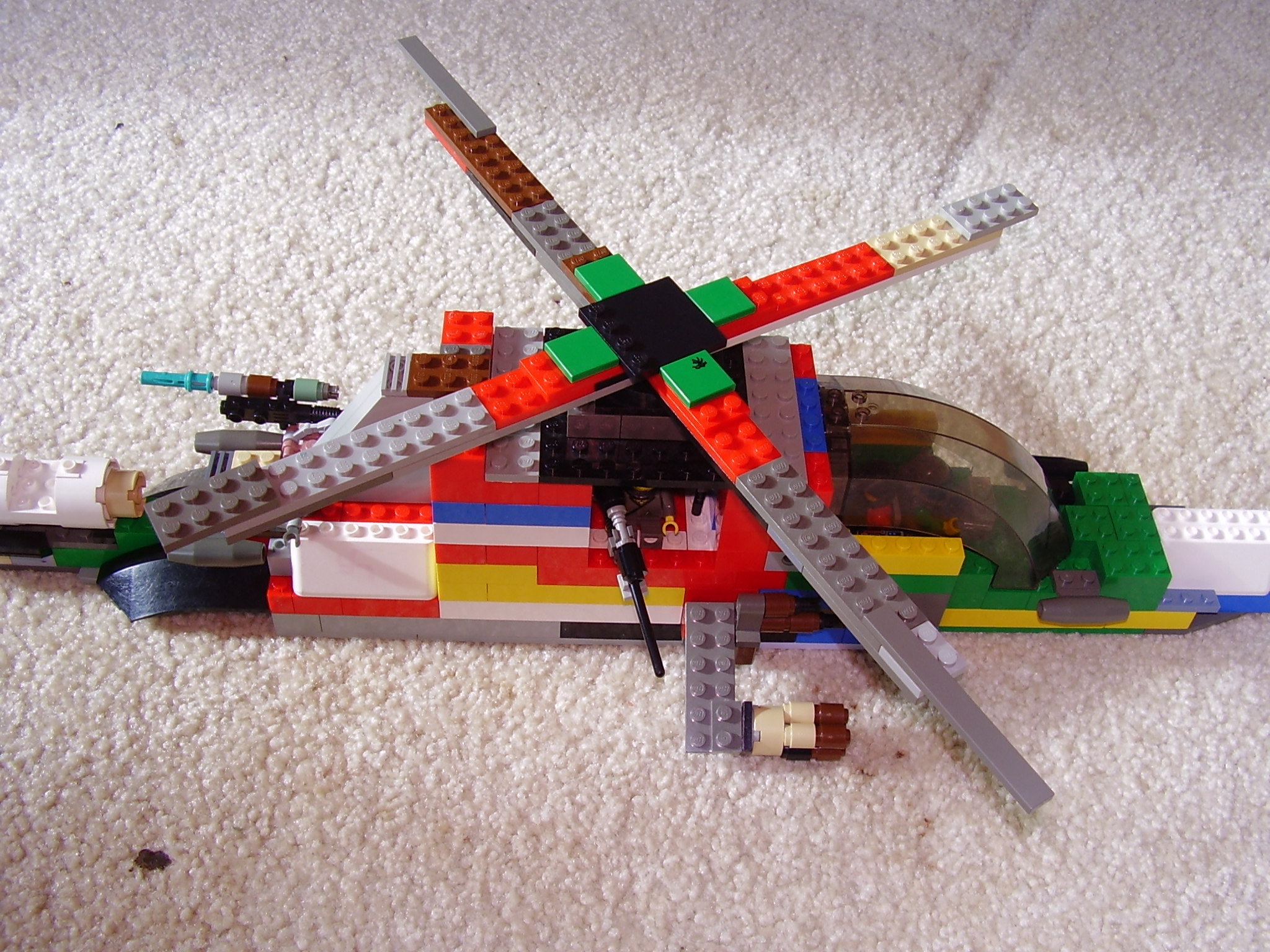 lego_helicopter_001.jpg
