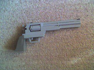 revolver1.jpg