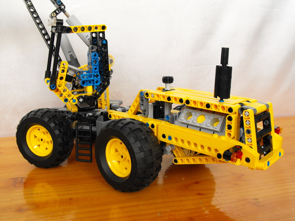 8265-02.jpg
