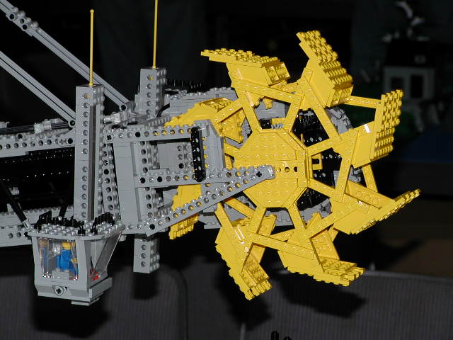 pc300015.jpg