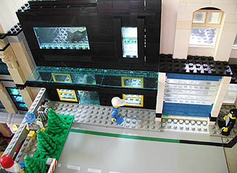 uptown_cafe1.jpg
