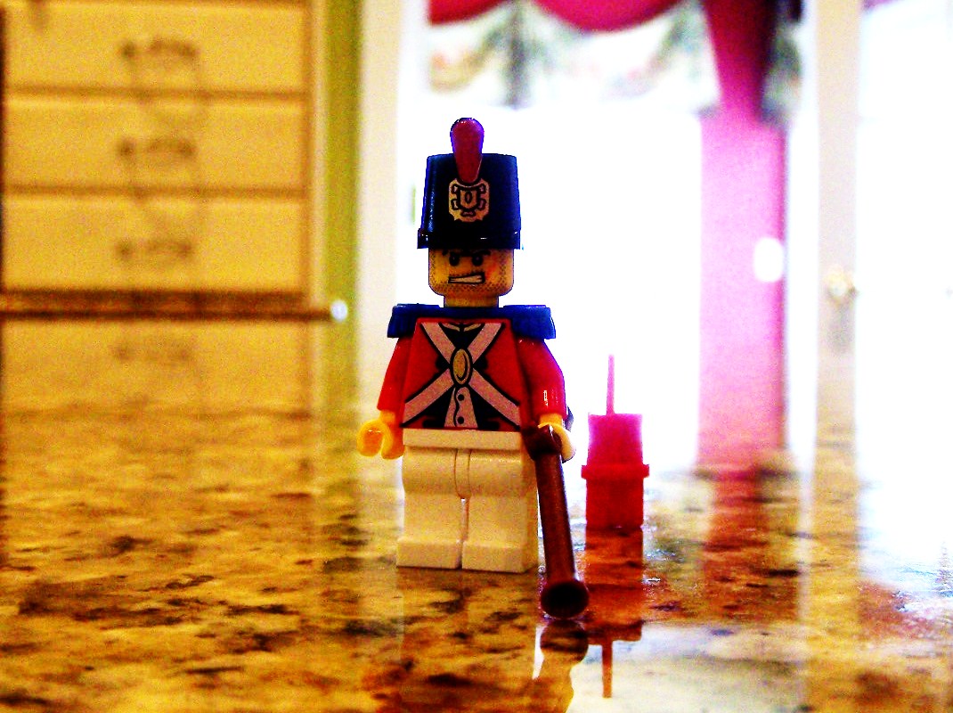 rev._lego_war_001.jpg