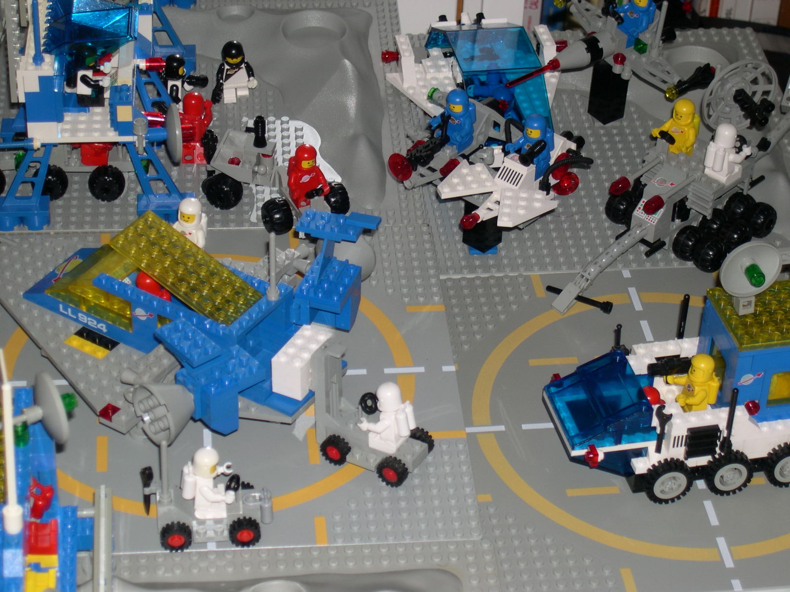 airmoonbase022_panoramica_sud-est.jpg