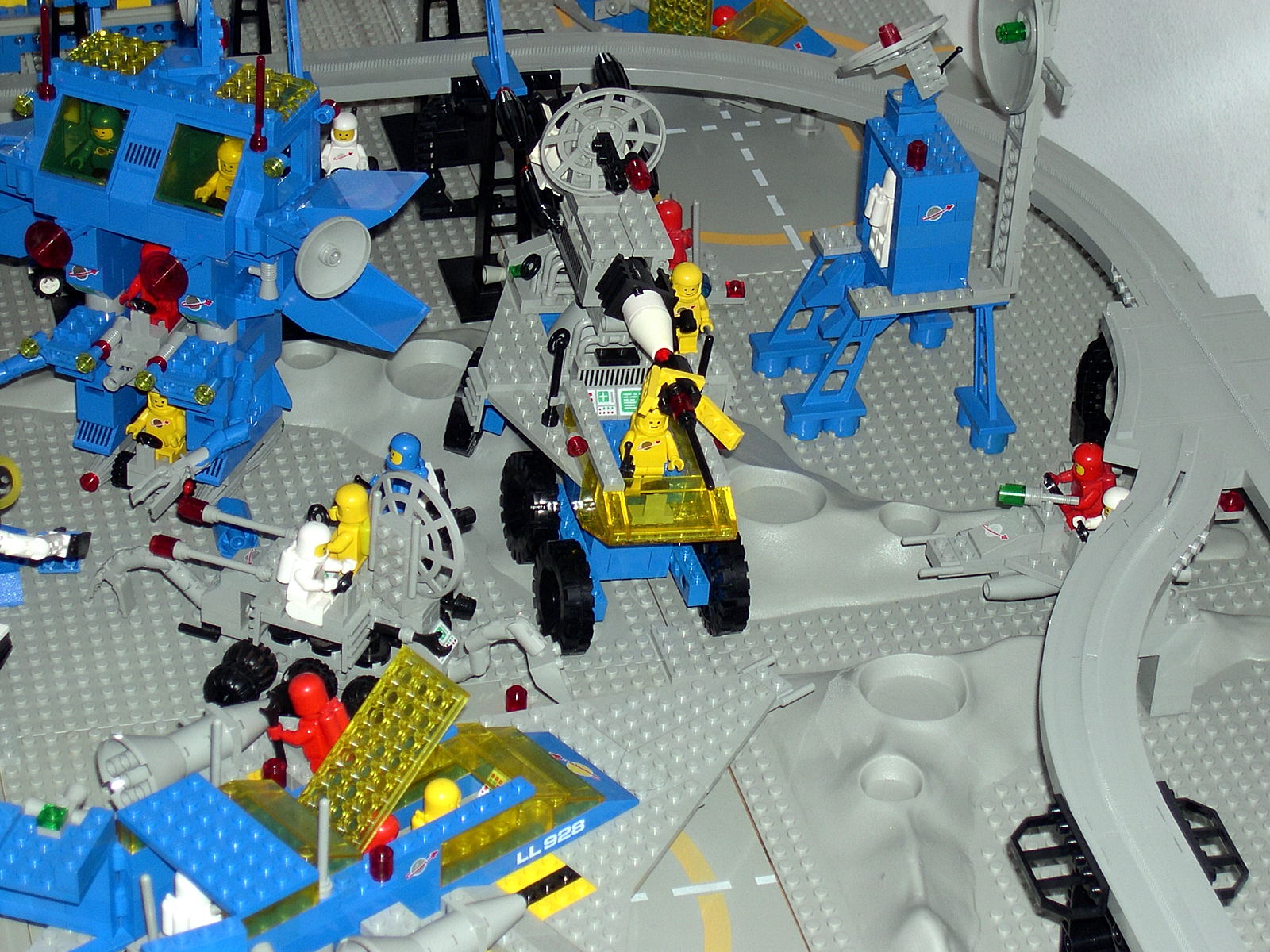 airmoonbase027_6950.jpg