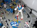 airmoonbase036_ooops_a_rx-78_gundam...jpg