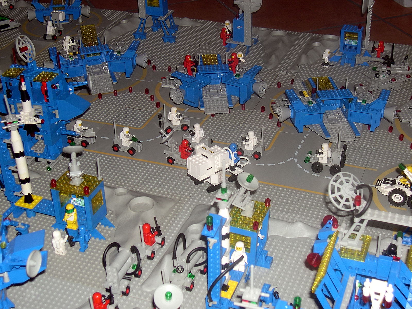 airmoonbase_2006_069.jpg