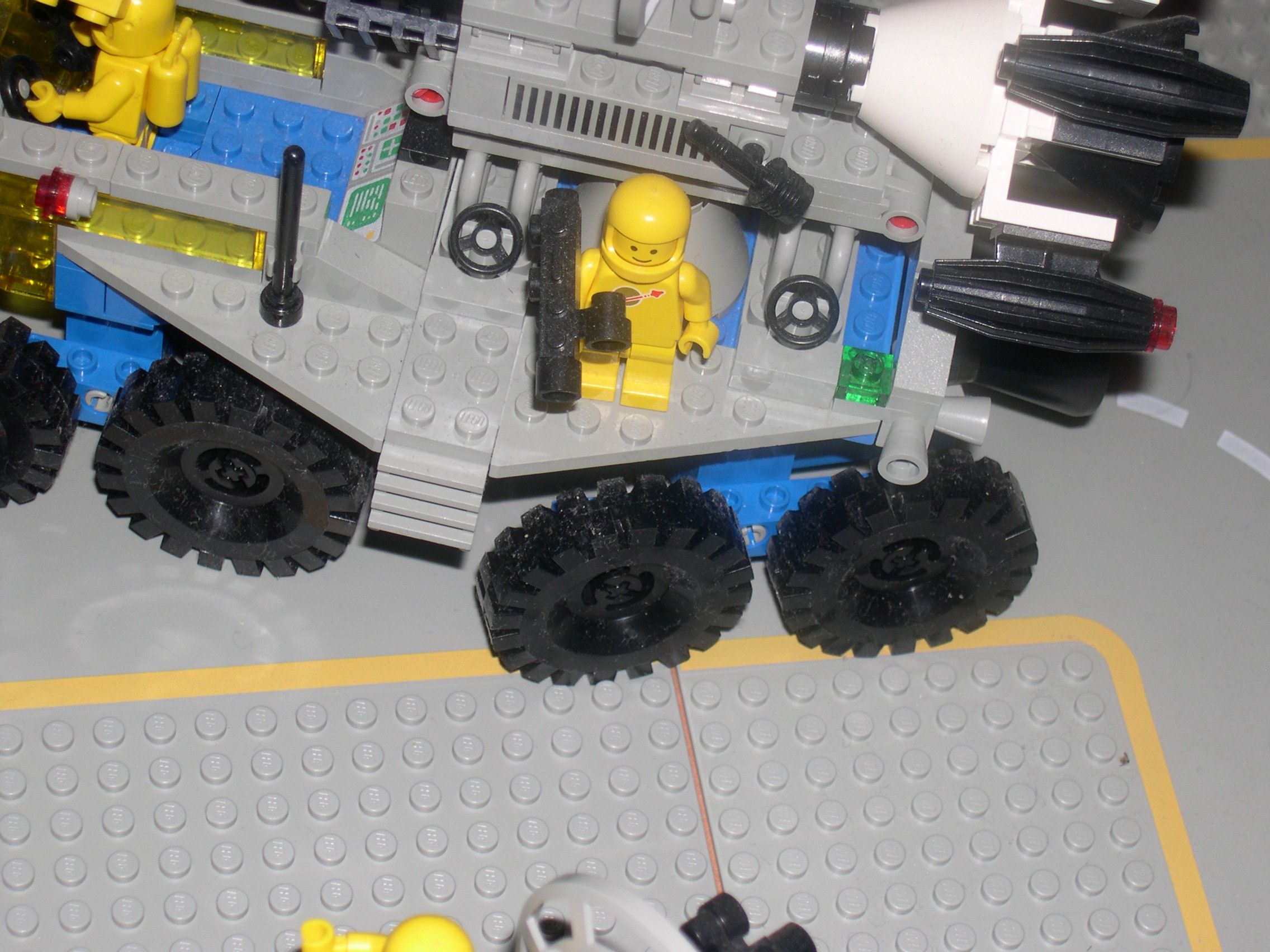 airmoonbase_2006_077.jpg