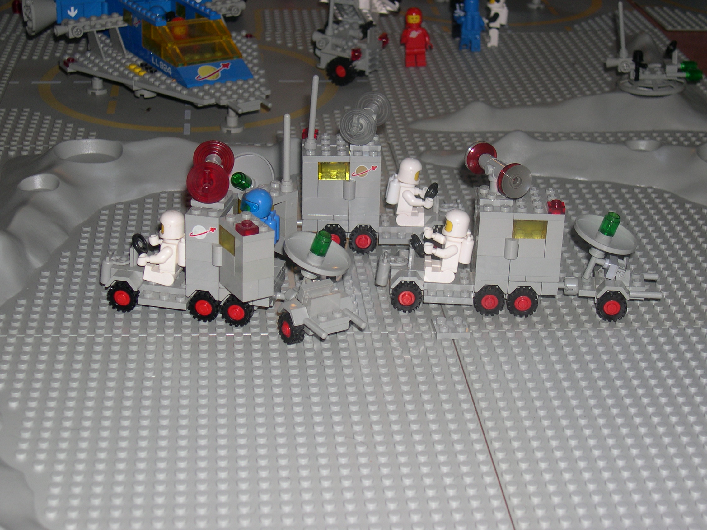 894-12.jpg