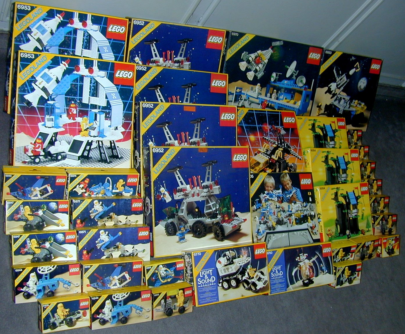 impressivelegoseller01.jpg