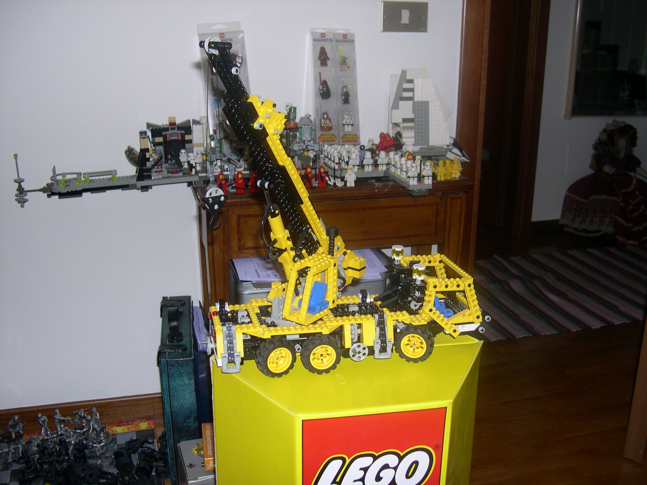 8438_01.jpg