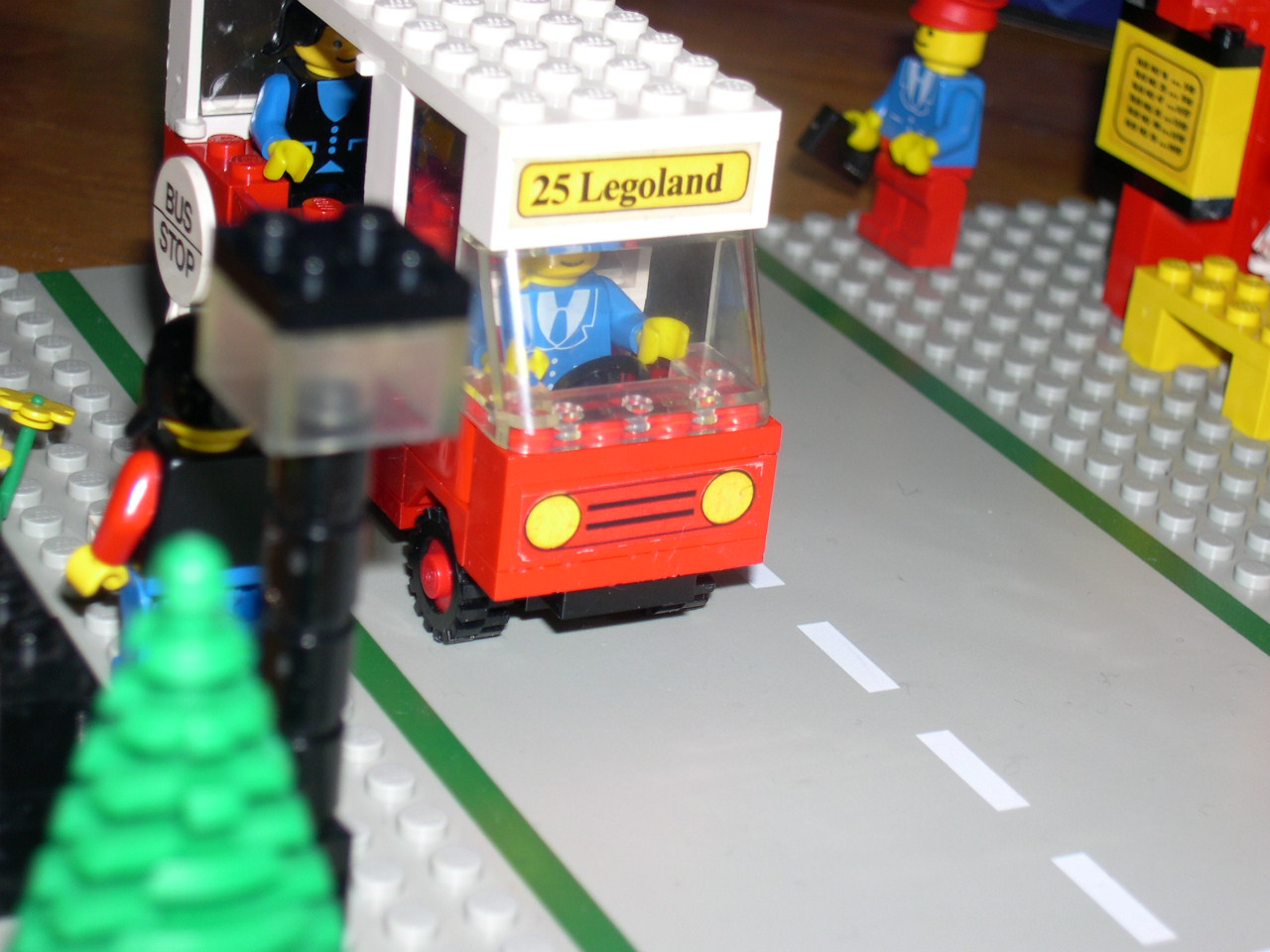379-04.jpg