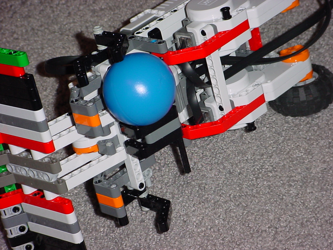 ball_bot_bottom.jpg