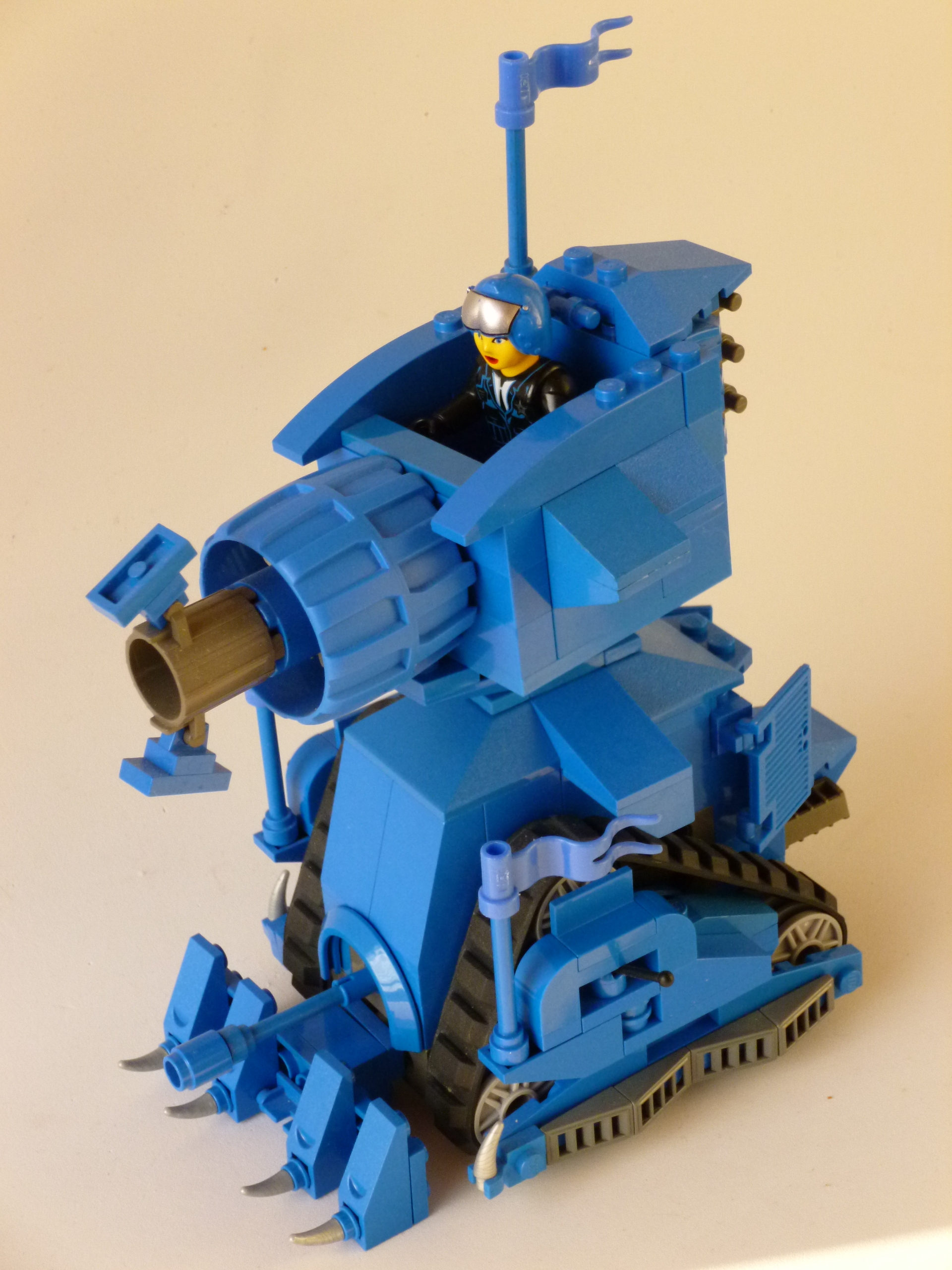 dominion_tank_police_1.jpg