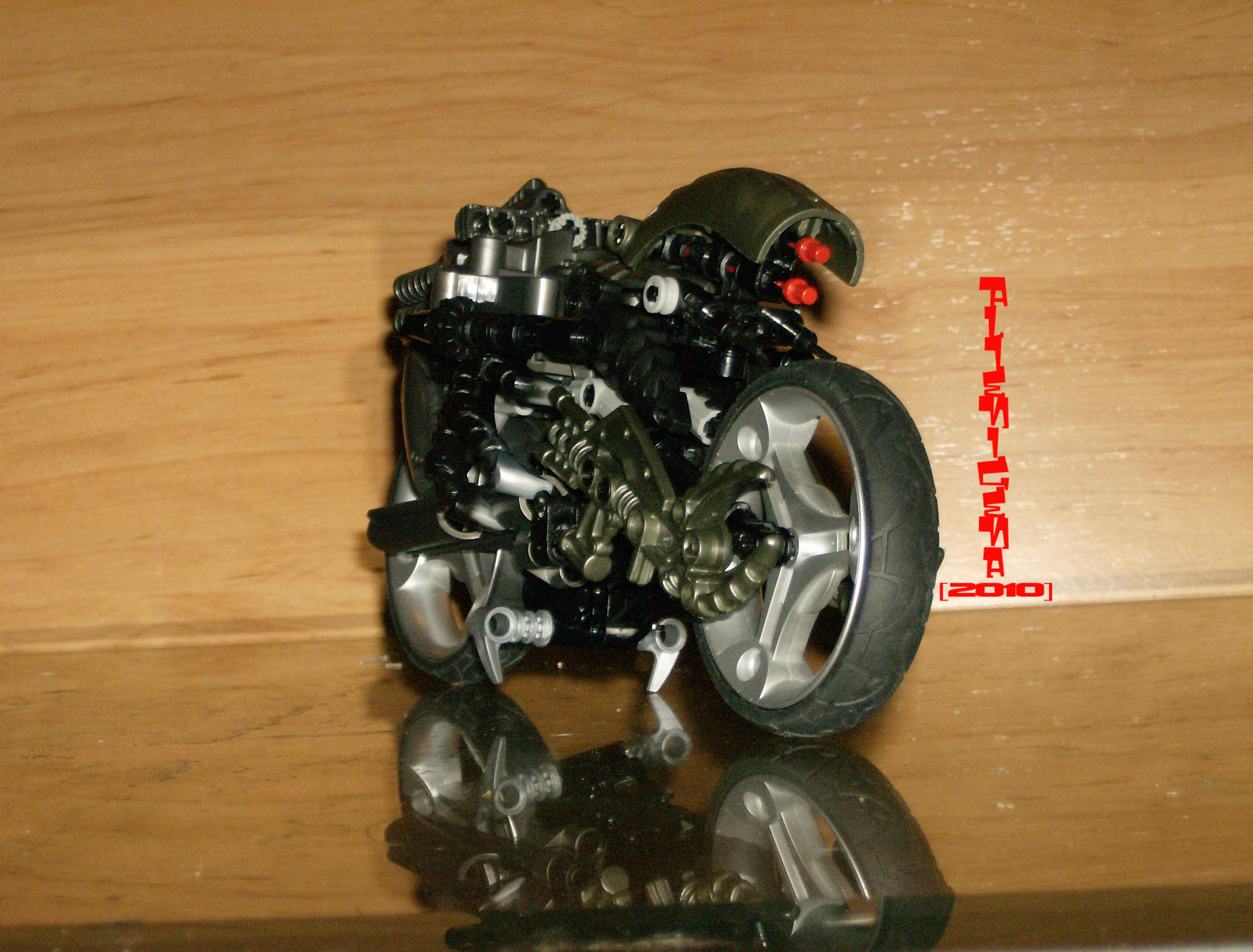 moto_terminator_01.jpg