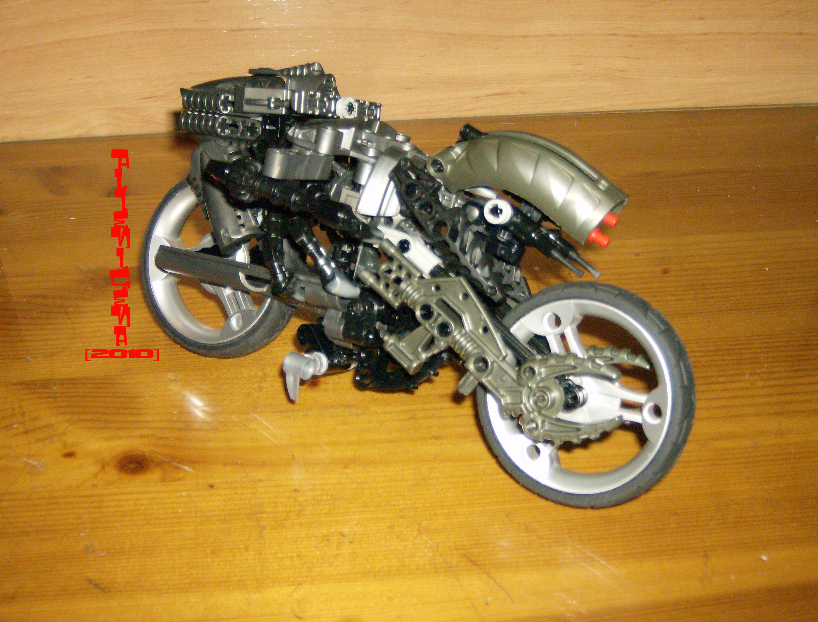 moto_terminator_13.jpg