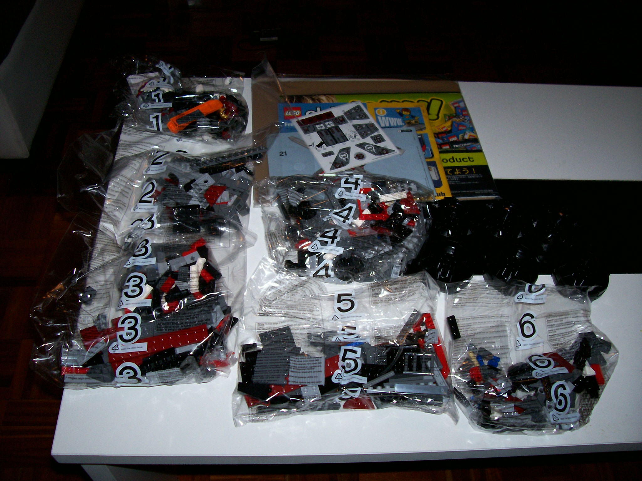 700009_04.jpg