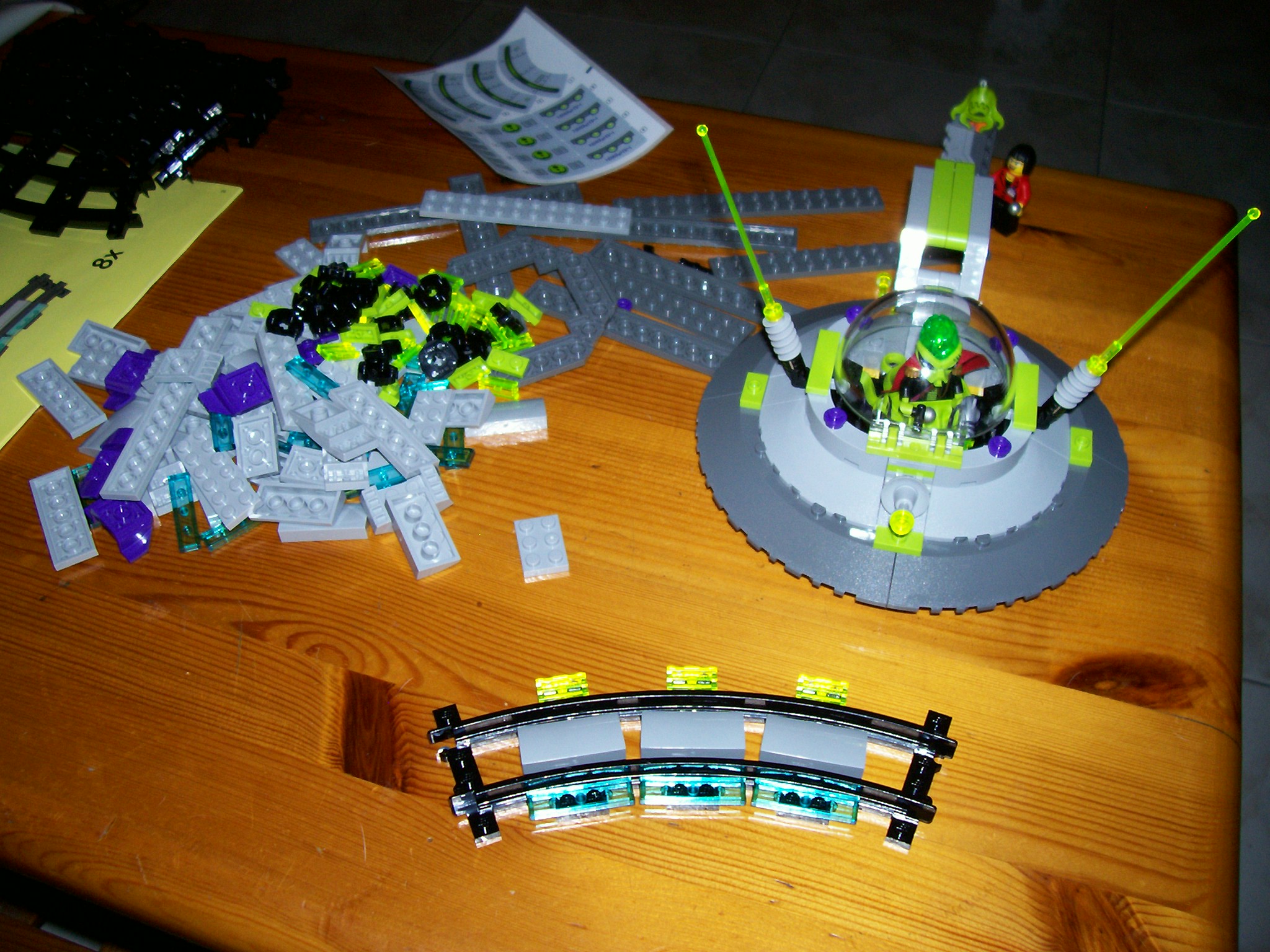review706519.jpg