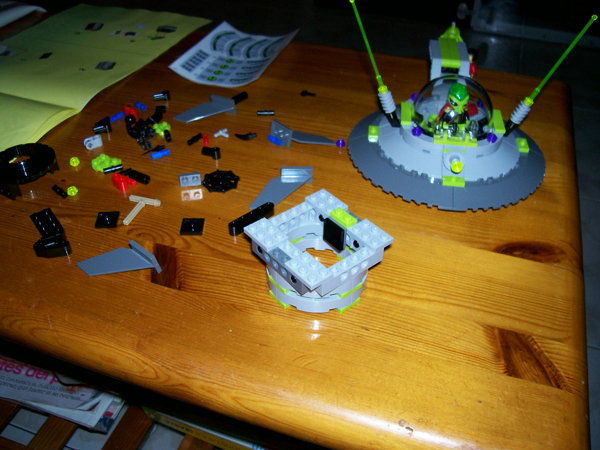 review706527p.jpg