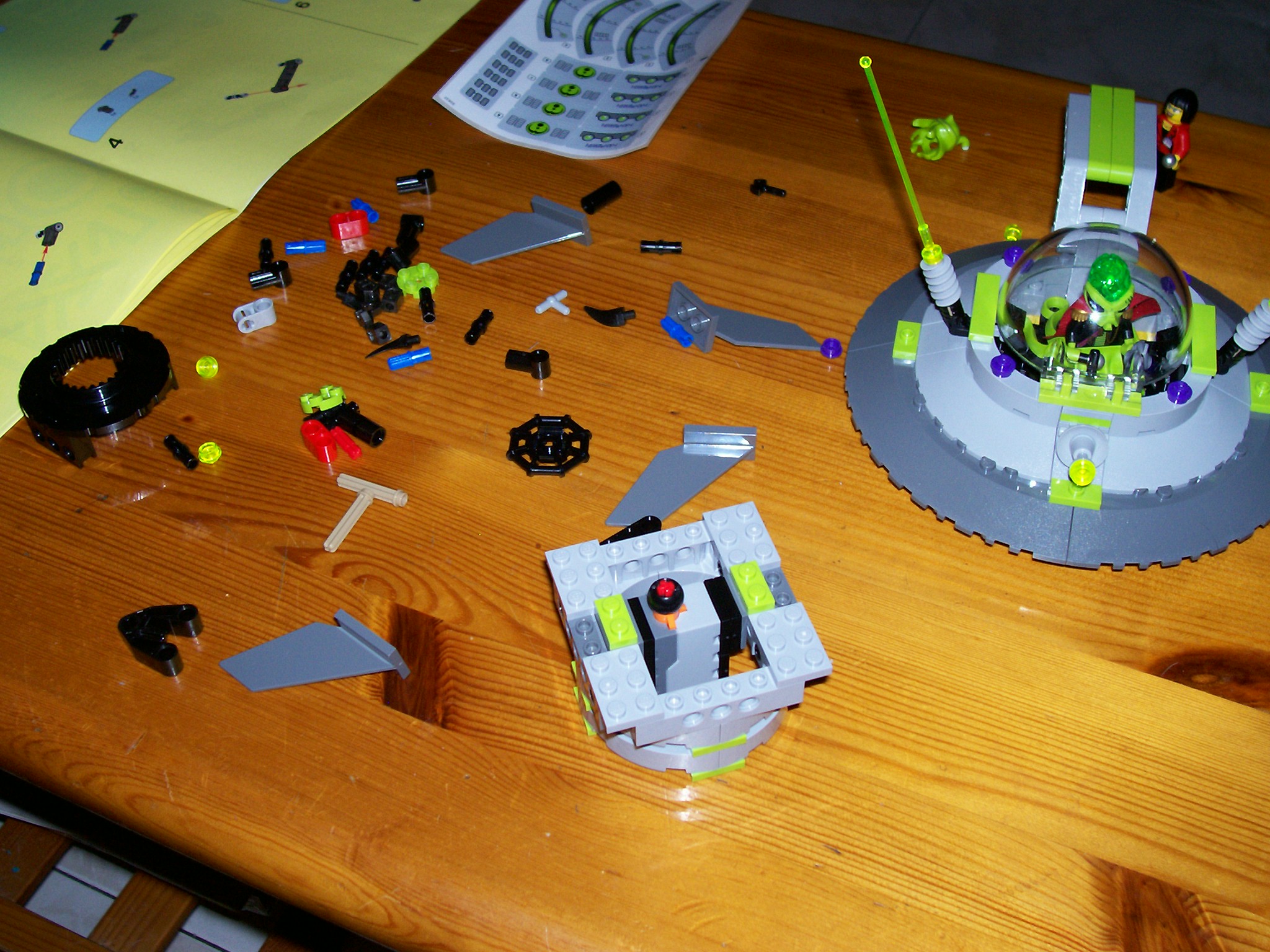 review706529.jpg