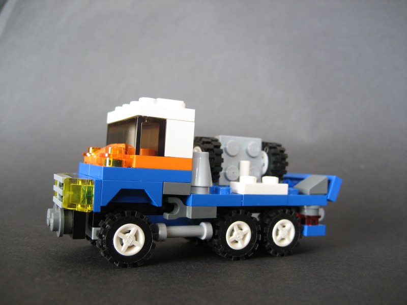 moc4838-a1.jpg