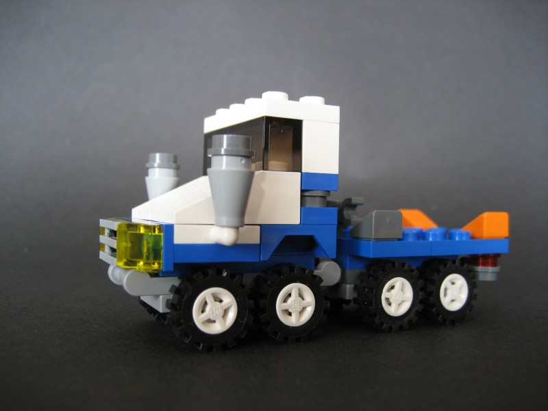 moc4838-b1.jpg