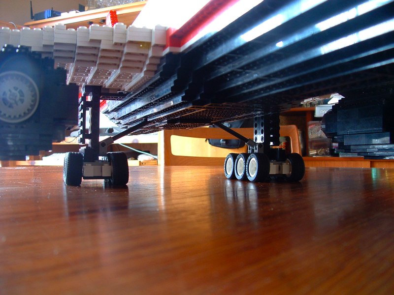 rear_landing_gear.jpg