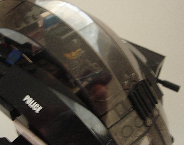 police07.jpg
