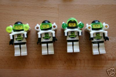 blacktron_figs.jpg