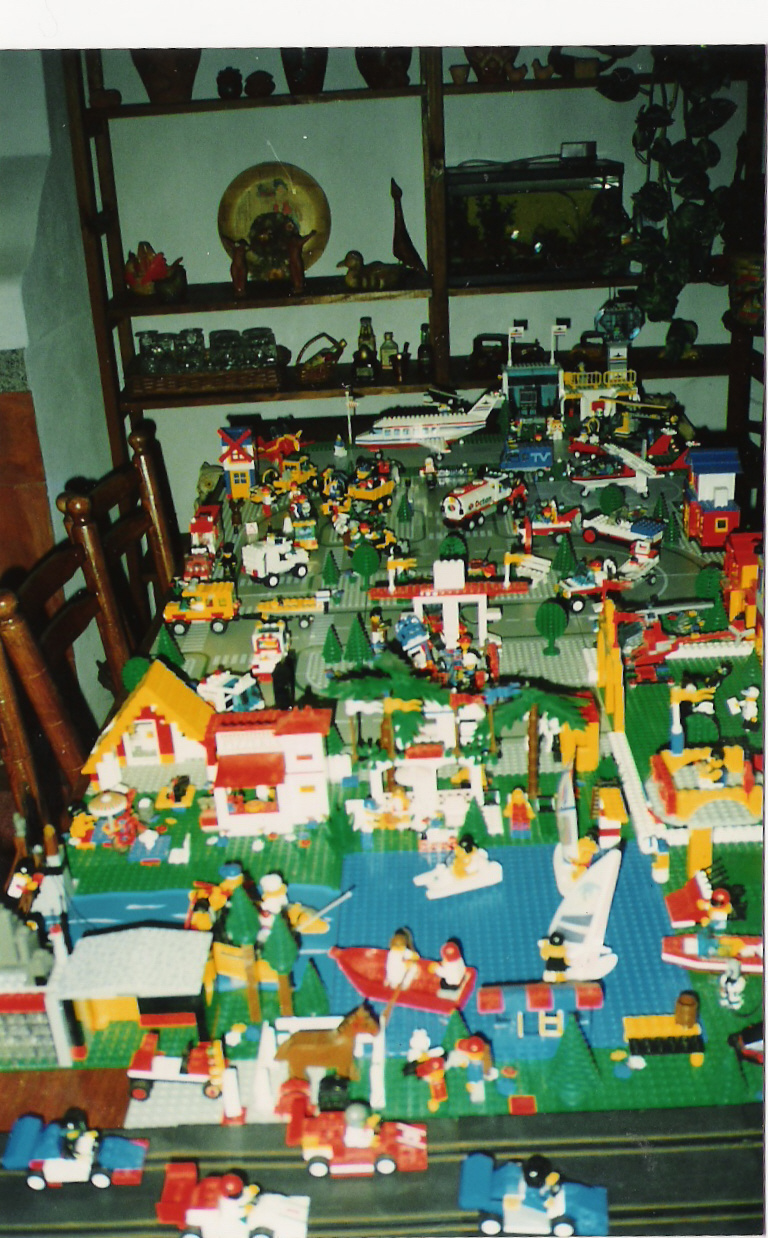 lego2.jpg