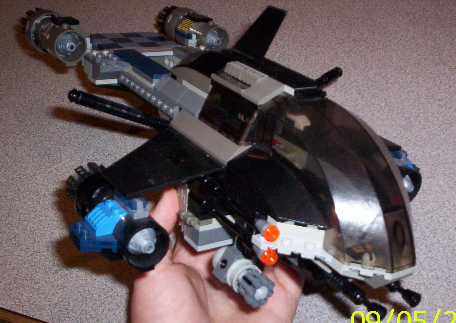 renegade_benediction_and_micro-fighter_009.jpg