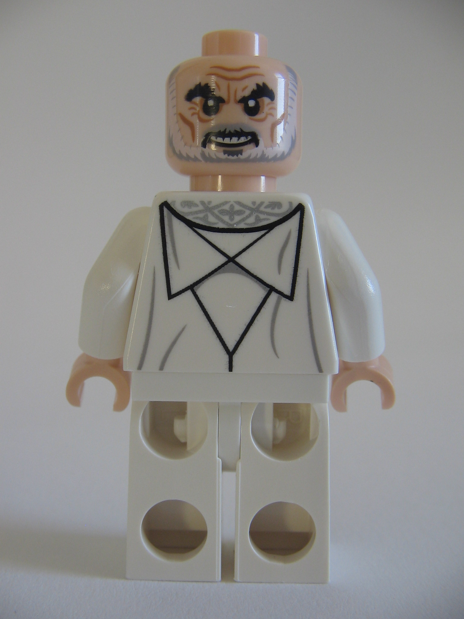 79005_saruman_06.jpg