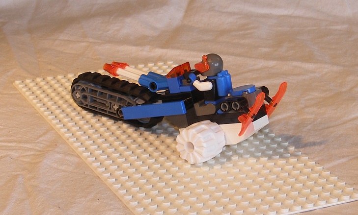 0_icetron_icetrike_02.jpg