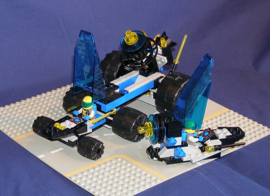 01_unitron_centauri_crater_cruiser_2.jpg