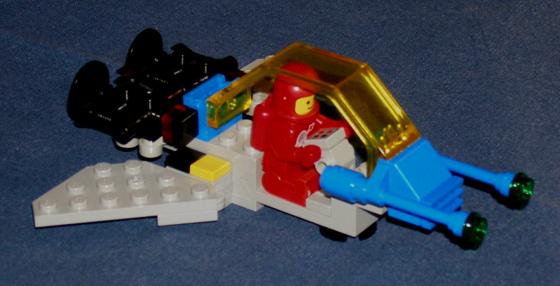 futuron_6830_classic_01a.jpg
