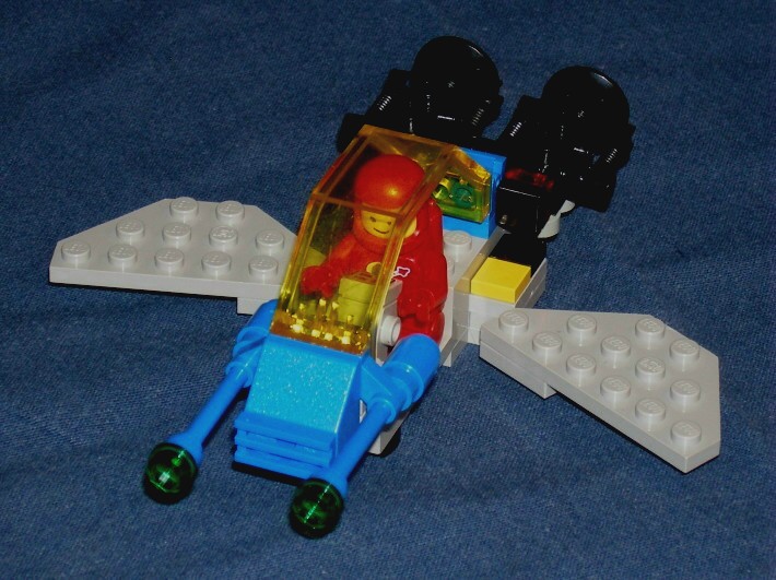 futuron_6830_classic_01b.jpg