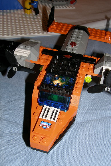 0_arcticplane_1.jpg
