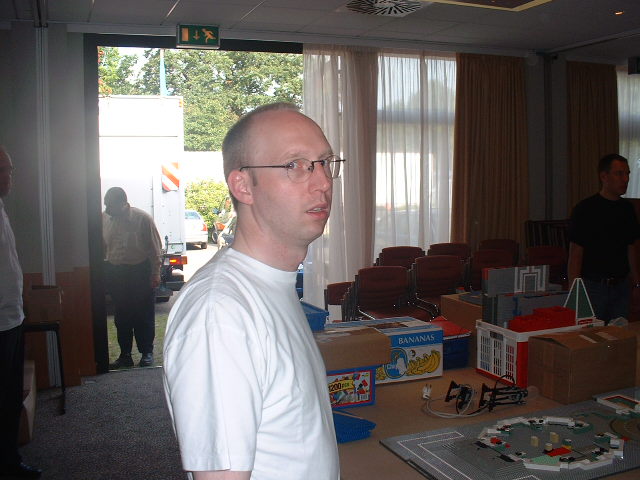 tsl2004012.jpg