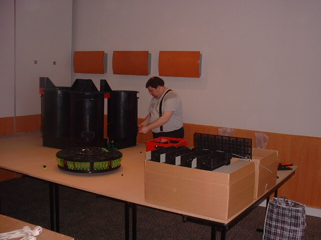 tsl2004017.jpg